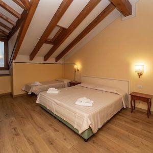 Triple Room Lake View